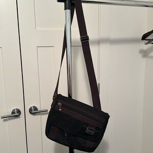 Tumi messenger bag